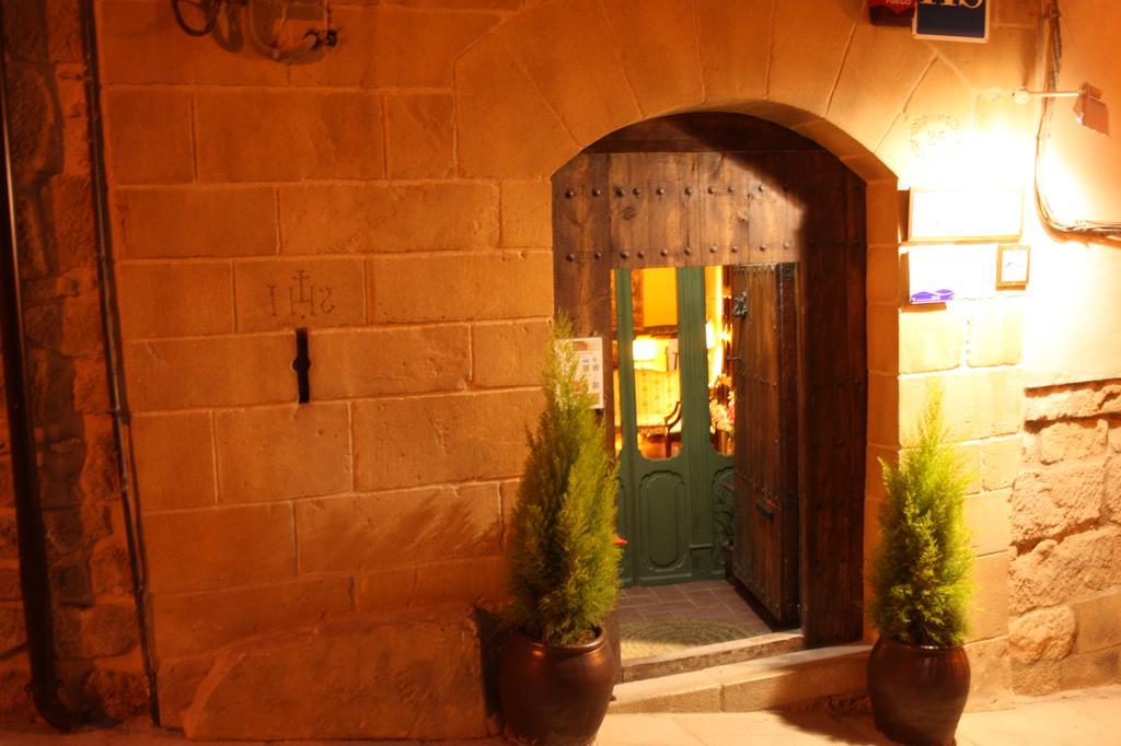 La Casa De Sebastian Guest House Valderrobres Exterior foto
