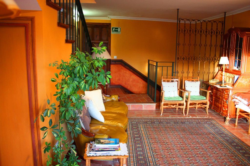 La Casa De Sebastian Guest House Valderrobres Exterior foto